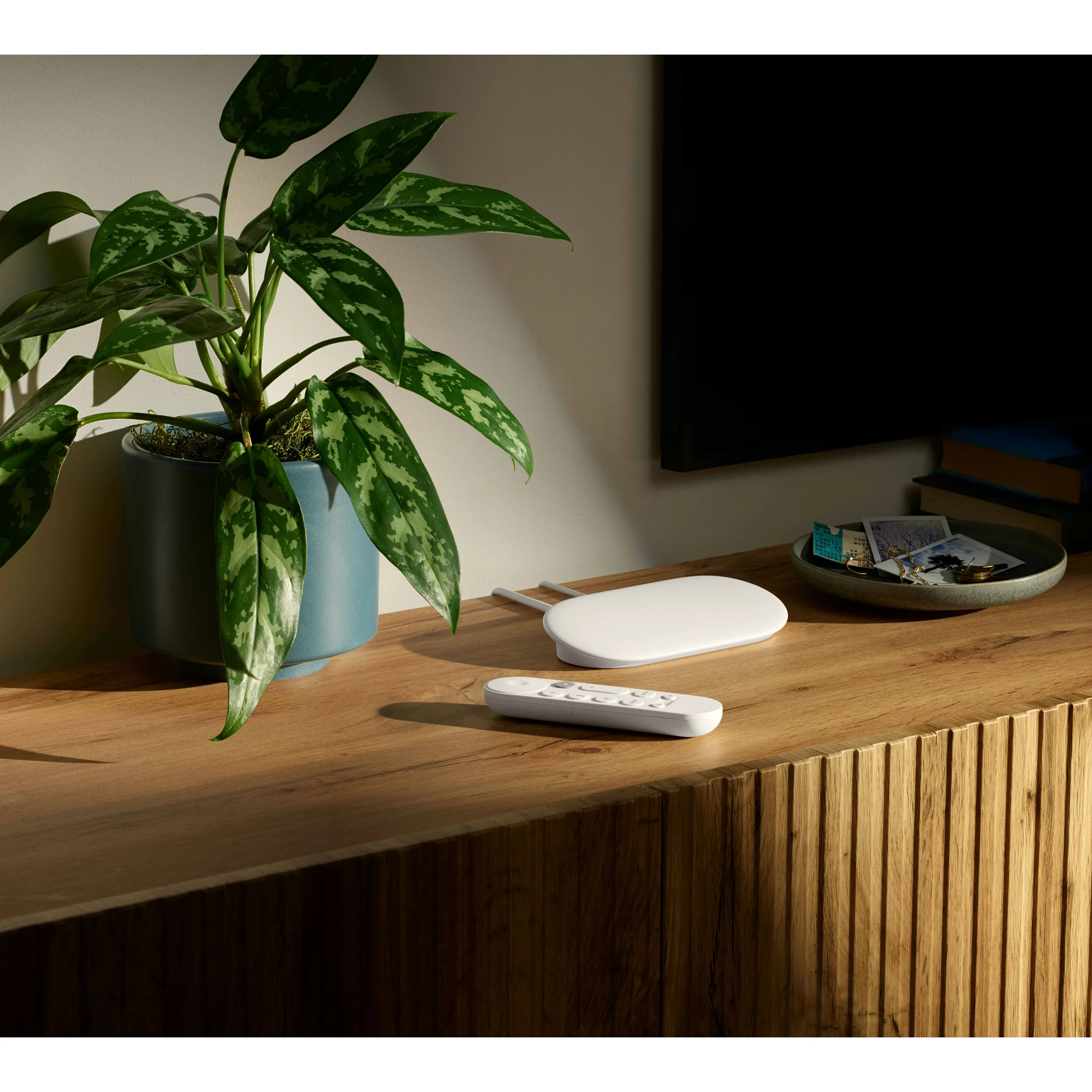Google TV Streamer 4K - Fast Streaming Entertainment on Your TV with Voice Search Remote